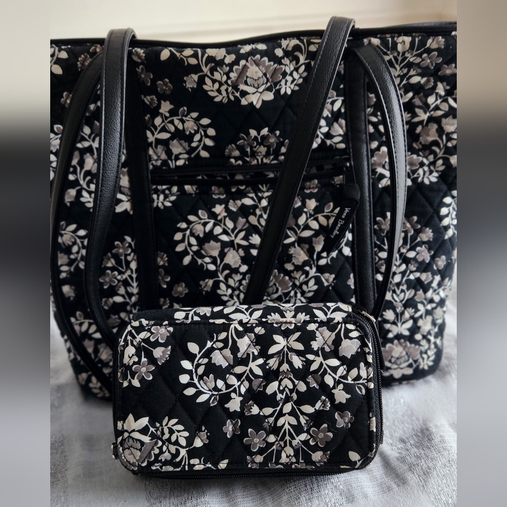Vera Bradley Chic Black and White Floral Tote Bag Set With Long Strap